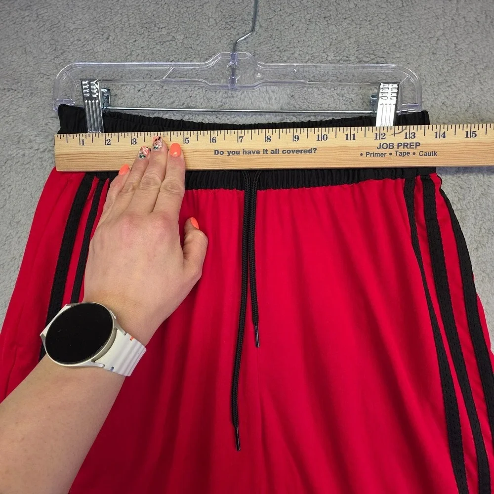 Adidas Basketball Club Shorts‎ Mens M Red Relaxed Baggy Three Stripes Sports